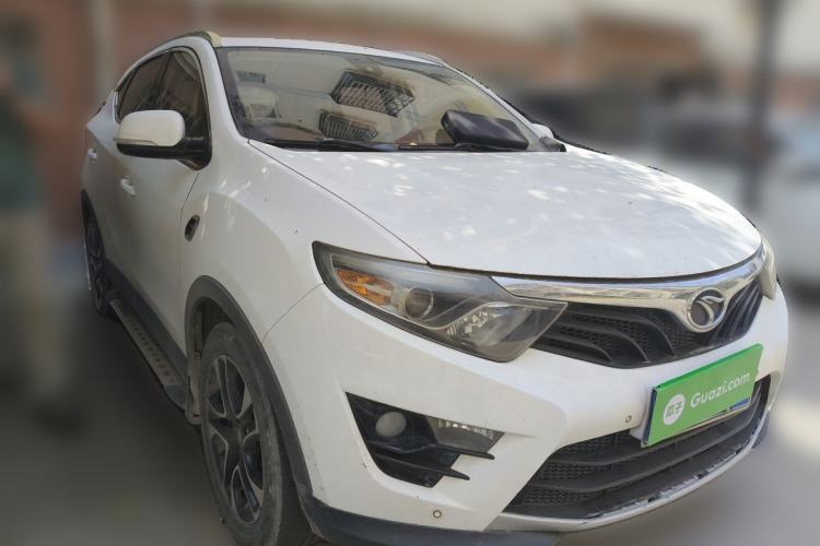 Used Soueast DX7 2016 1.5T Manual Triumph Edition Front Right 45 Deg