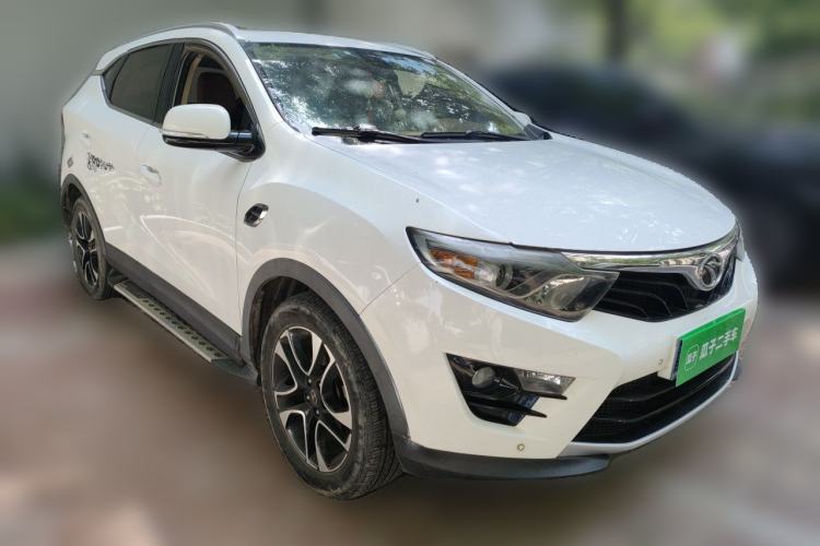 Used Soueast DX7 2016 1.5T Automatic Glory Edition Front Right 45 Deg