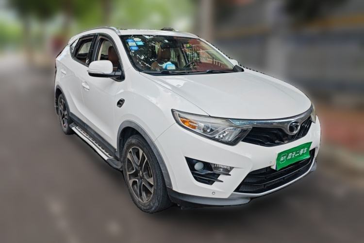 Used Soueast DX7 2016 1.5T Manual Triumph Edition Front Right 45 Deg