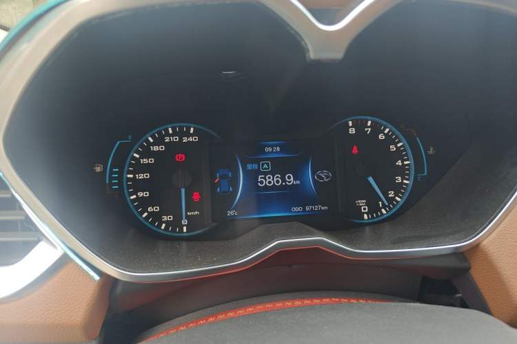 Used Soueast DX7 2016 1.5T Manual Triumph Edition Instrument Cluster