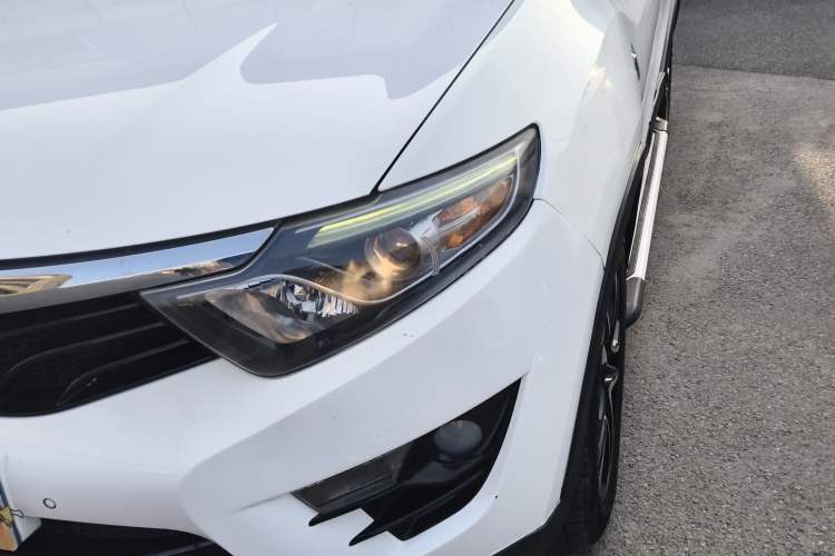 Used Soueast DX7 2016 1.5T Automatic Glory Edition Left Front Headlight