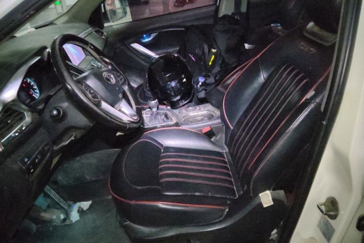 Used Soueast DX7 2016 1.5T Manual Triumph Edition Left Front Seat