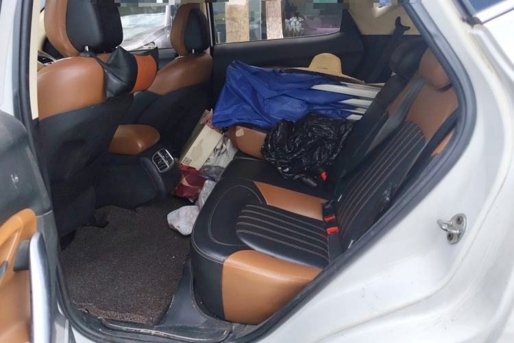 Used Soueast DX7 2016 1.5T Manual Triumph Edition Left Rear Seat