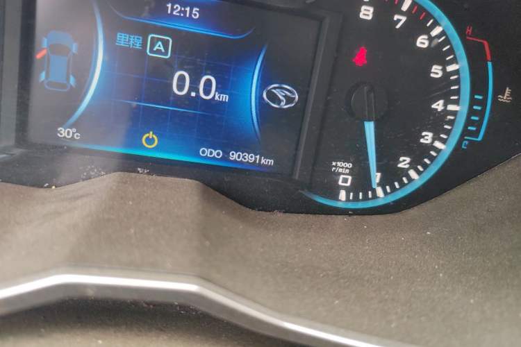 Used Soueast DX7 2016 1.5T Manual Triumph Edition Odometer Close Up
