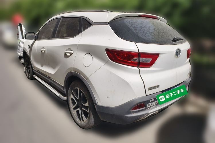 Used Soueast DX7 2016 1.5T Manual Triumph Edition Rear Left 45 Deg
