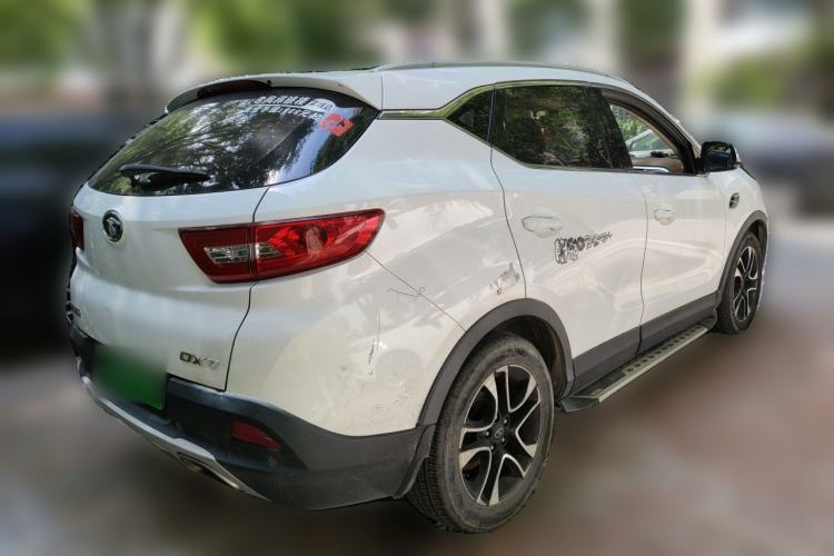 Used Soueast DX7 2016 1.5T Automatic Glory Edition Rear Right 45 Deg