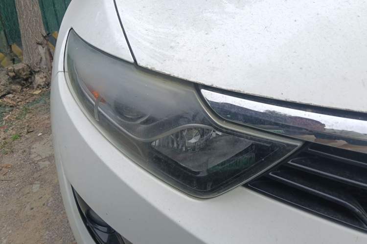 Used Soueast DX7 2016 1.5T Manual Triumph Edition Right Front Headlight