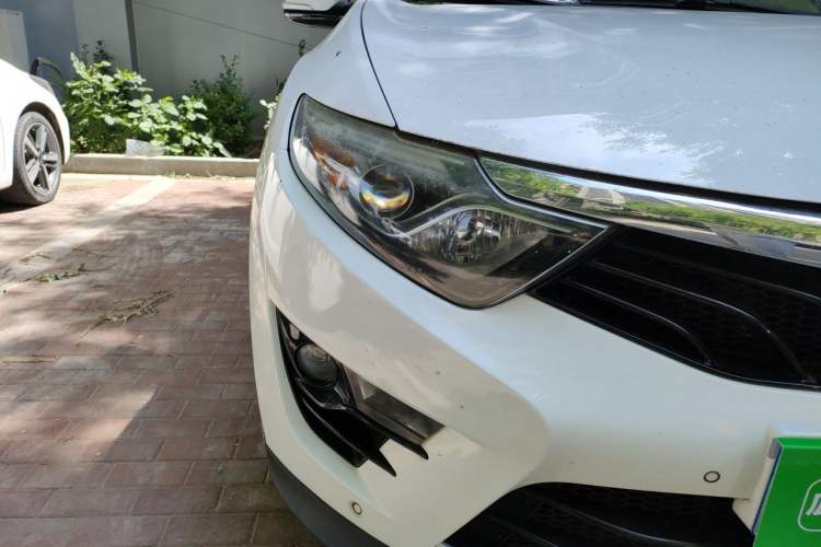 Used Soueast DX7 2016 1.5T Automatic Glory Edition Right Front Headlight