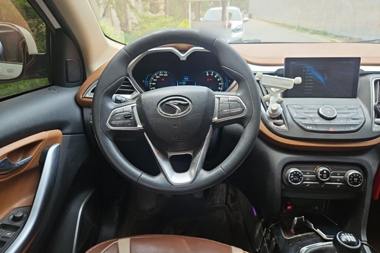 Used Soueast DX7 2016 1.5T Manual Triumph Edition Steering Wheel