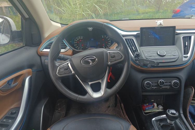 Used Soueast DX7 2016 1.5T Manual Triumph Edition Steering Wheel