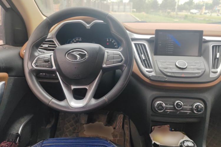 Used Soueast DX7 2016 1.5T Manual Triumph Edition Steering Wheel