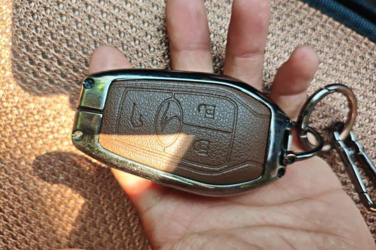 Used Soueast DX7 2016 1.5T Automatic Glory Edition Vehicle Key