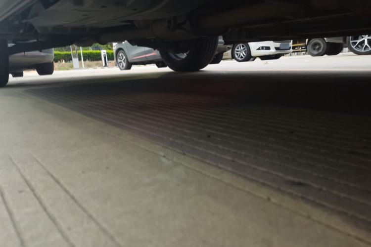 Used Soueast DX7 2017 1.5T Automatic Glory Edition Chassis Front Right