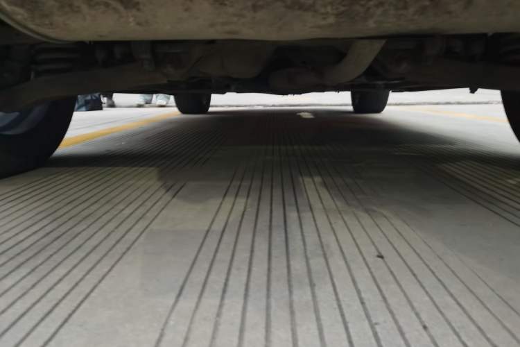 Used Soueast DX7 2017 1.5T Automatic Glory Edition Chassis Rear