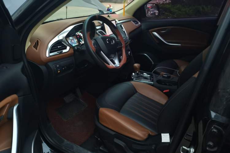 Used Soueast DX7 2017 1.5T Automatic Glory Edition Driver Seat