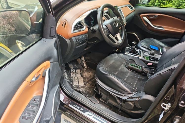 Used Soueast DX7 2017 1.5T Manual Triumph Edition Driver Seat