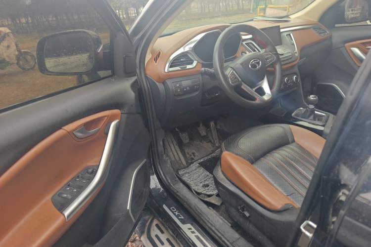 Used Soueast DX7 2017 1.5T Manual Luxury Model Driver Seat