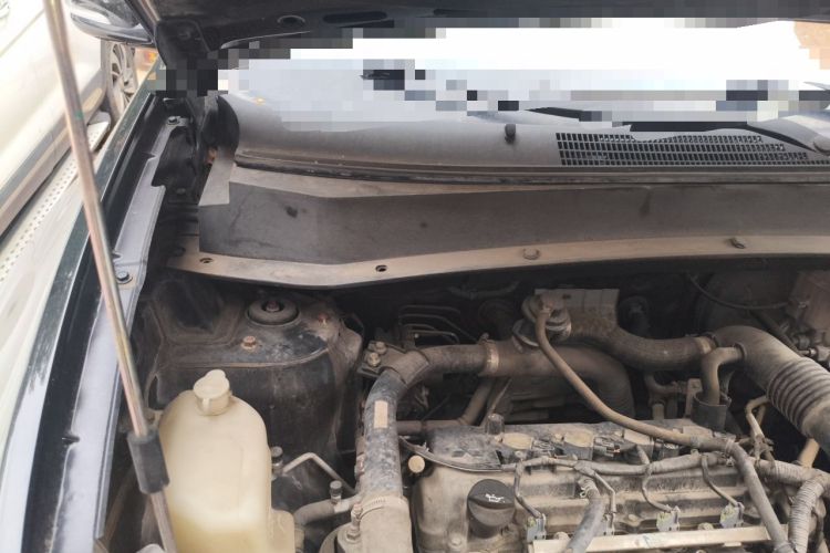 Used Soueast DX7 2017 1.5T Automatic Glory Edition Engine Bay Right