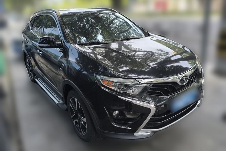 Used Soueast DX7 2017 1.5T Manual Luxury Model Front Right 45 Deg