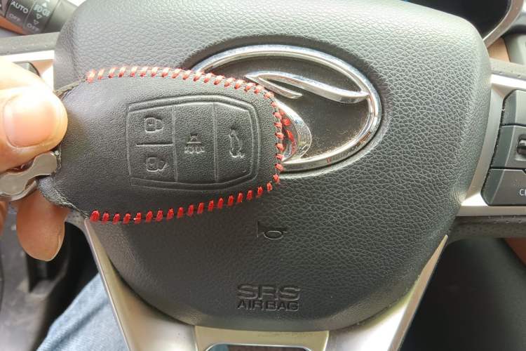 Used Soueast DX7 2017 1.5T Manual Triumph Edition Interior 1