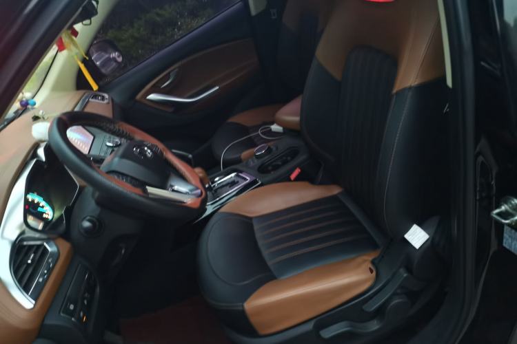 Used Soueast DX7 2017 1.5T Automatic Glory Edition Left Front Seat