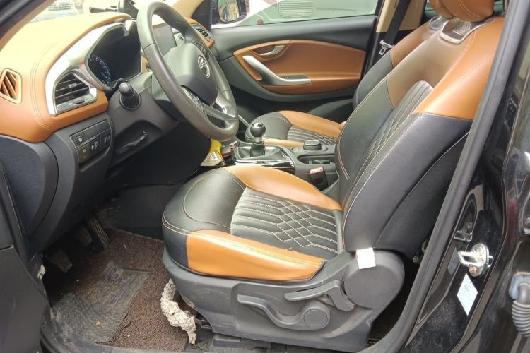 Used Soueast DX7 2017 1.5T Manual Triumph Edition Left Front Seat