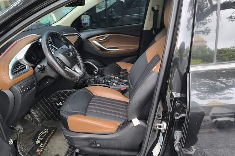 Used Soueast DX7 2017 1.5T Manual Luxury Model Left Front Seat