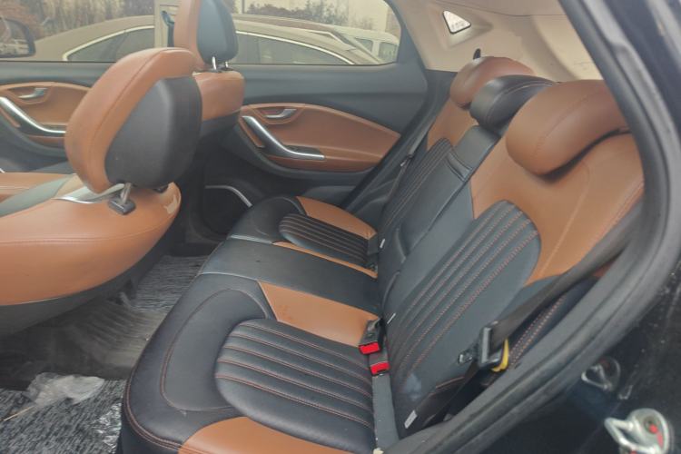 Used Soueast DX7 2017 1.5T Manual Luxury Model Left Rear Seat