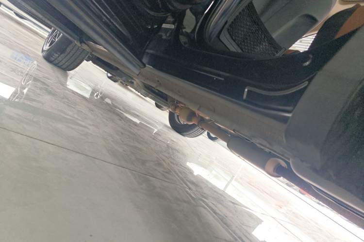 Used Soueast DX7 2017 1.5T Automatic Glory Edition Left Side Sill