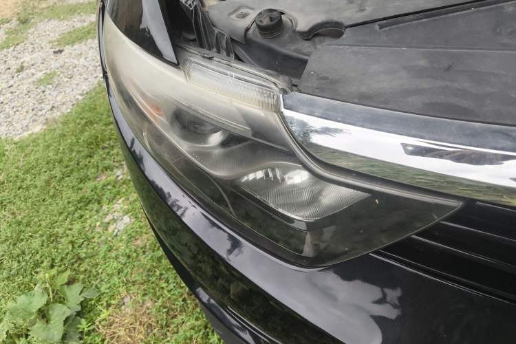 Used Soueast DX7 2017 1.5T Manual Triumph Edition Right Front Headlight