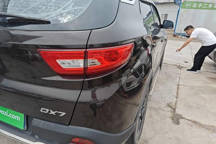 Used Soueast DX7 2017 1.5T Automatic Glory Edition Right Rear Taillight
