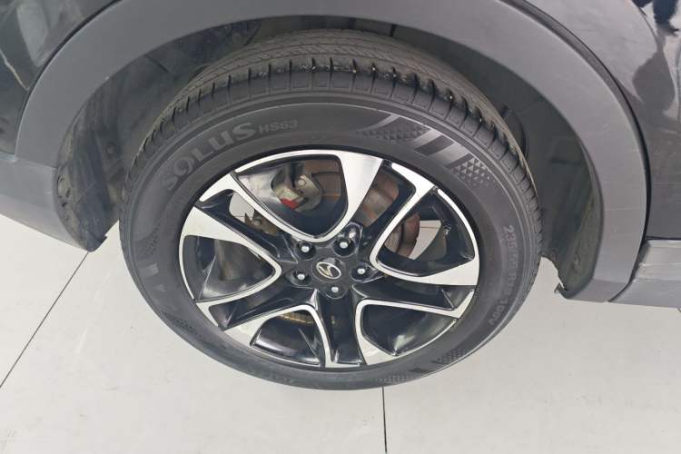 Used Soueast DX7 2017 1.5T Automatic Glory Edition Right Rear Wheel Hub