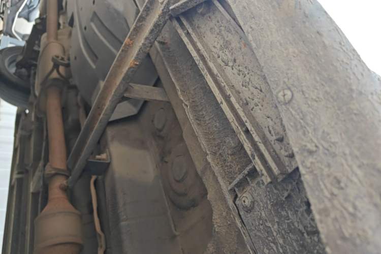 Used Soueast DX7 2017 1.5T Automatic Glory Edition Right Side Sill