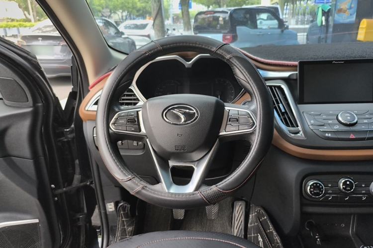 Used Soueast DX7 2017 1.5T Manual Luxury Model Steering Wheel