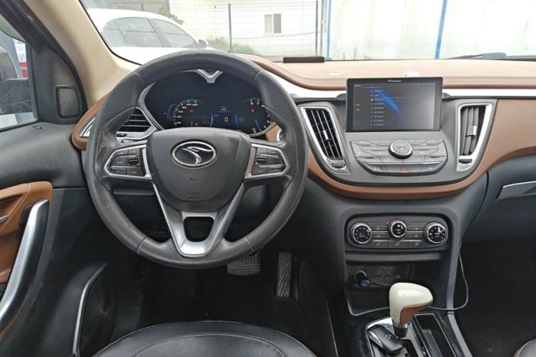 Used Soueast DX7 2017 1.5T Automatic Glory Edition Steering Wheel