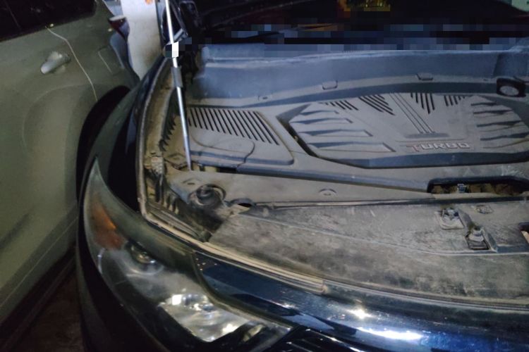 Used Soueast DX7 2017 1.5T Automatic Glory Edition Engine Bay Right