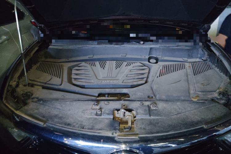 Used Soueast DX7 2017 1.5T Automatic Glory Edition Engine Bay