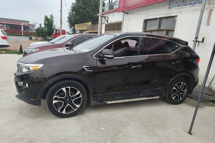 Used Soueast DX7 2017 1.5T Automatic Luxury Model Exterior 3