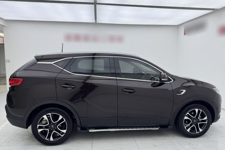 Used Soueast DX7 2017 1.5T Automatic Glory Edition Exterior 5