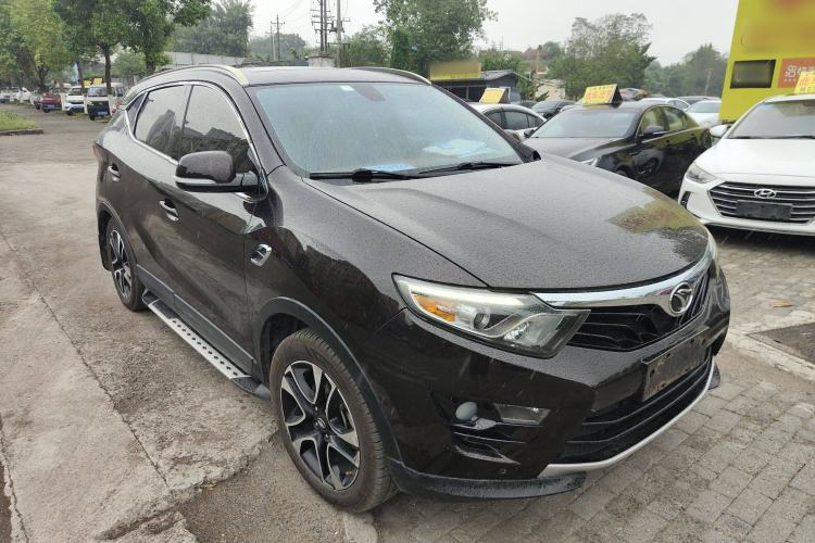 Used Soueast DX7 2017 1.5T Automatic Glory Edition Front Right 45 Deg