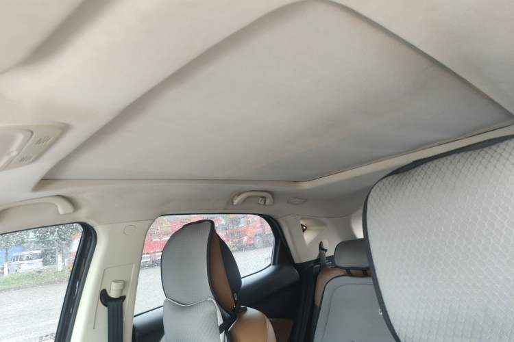 Used Soueast DX7 2017 1.5T Automatic Glory Edition Headliner