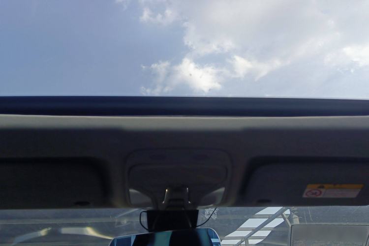 Used Soueast DX7 2017 1.5T Automatic Luxury Model Headliner
