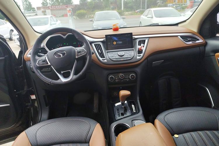 Used Soueast DX7 2017 1.5T Automatic Luxury Model Interior 2