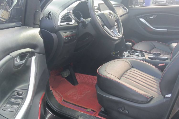 Used Soueast DX7 2017 1.5T Automatic Luxury Model Interior 7