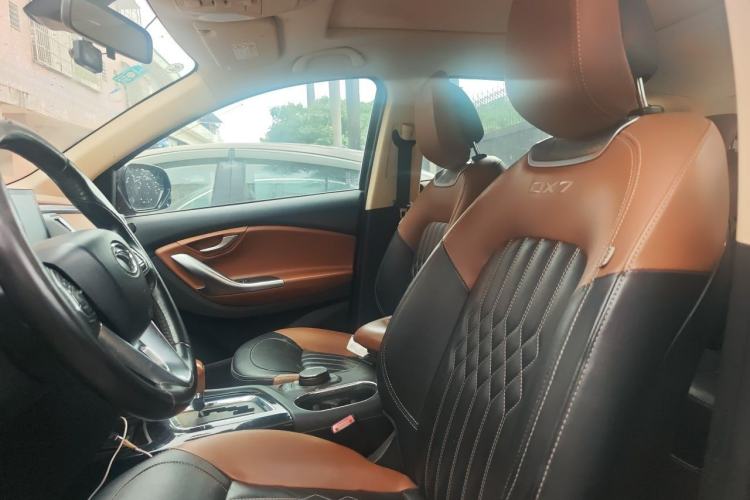 Used Soueast DX7 2017 1.5T Automatic Luxury Model Left Front Seat