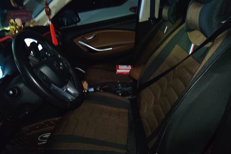 Used Soueast DX7 2017 1.5T Automatic Glory Edition Left Front Seat