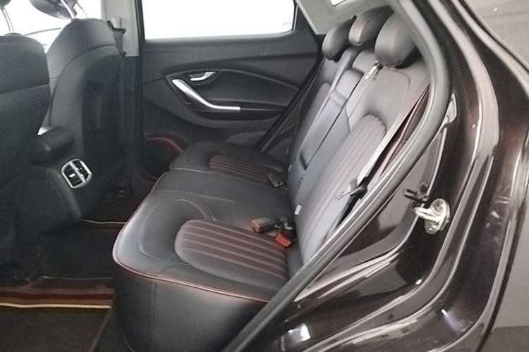 Used Soueast DX7 2017 1.5T Automatic Luxury Model Left Rear Seat