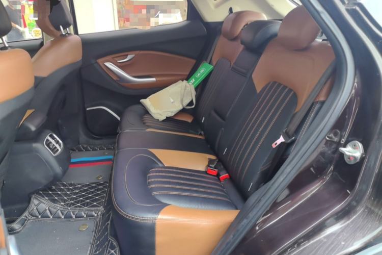 Used Soueast DX7 2017 1.5T Manual Luxury Model Left Rear Seat