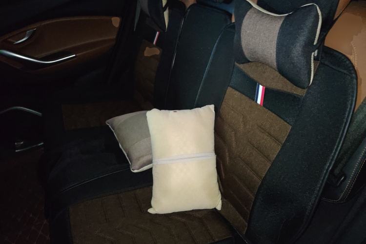 Used Soueast DX7 2017 1.5T Automatic Glory Edition Left Rear Seat