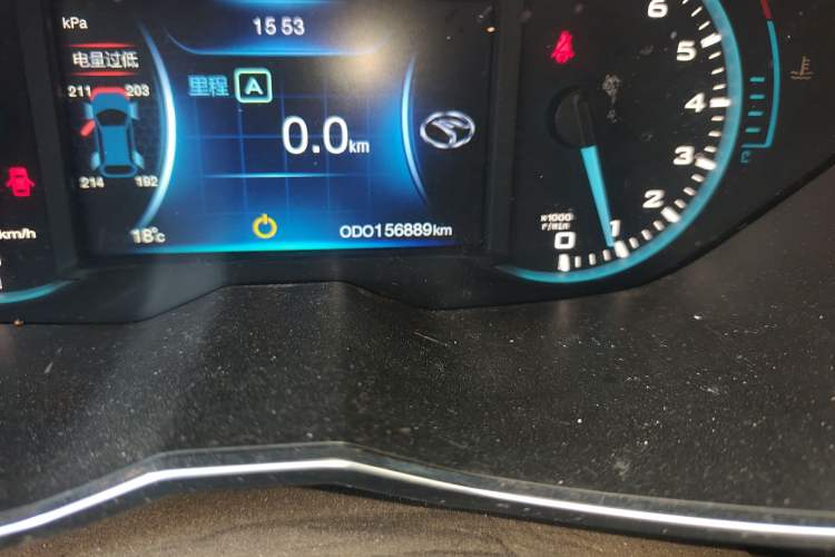 Used Soueast DX7 2017 1.5T Manual Luxury Model Odometer Close Up